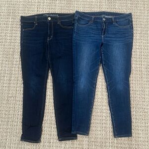 2 Pair Mid-Rise American Eagle Jeggings 12/31 SHORT